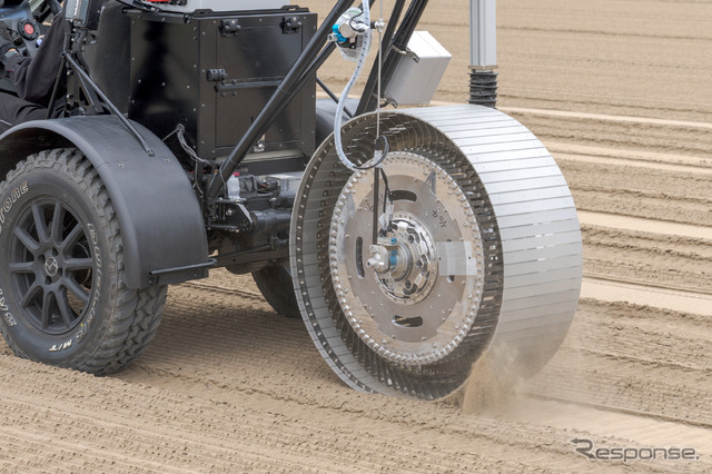 鳥取砂丘は月面だって? ブリヂストンが探査車用タイヤを開発中…実証フィールド