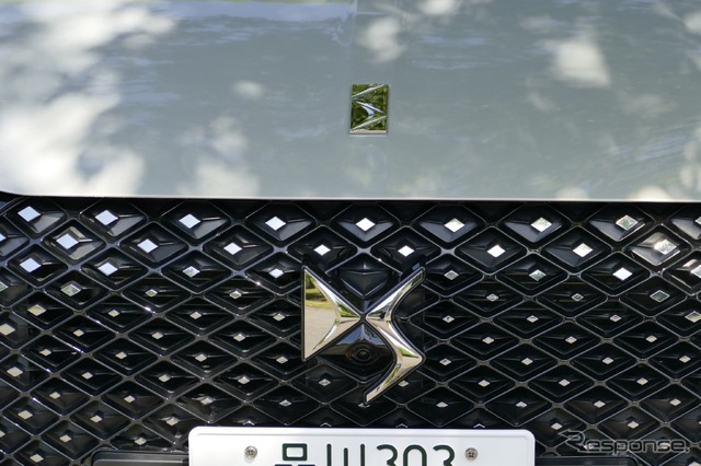 DS 4 ESPRIT DE VOYAGE E-TENSE