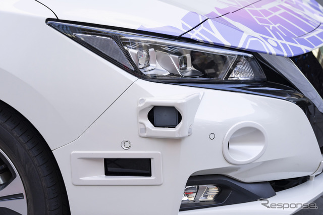 日産ノート 実験車 フロント レーダー