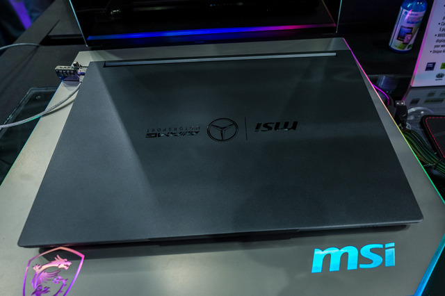 高級車メーカーとコラボした「MSI×Mercedes-AMG」18インチの限定モデル登場!所有欲を満たすラグジュアリーなデザイン【COMPUTEX 2024】