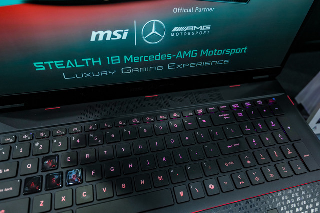 高級車メーカーとコラボした「MSI×Mercedes-AMG」18インチの限定モデル登場!所有欲を満たすラグジュアリーなデザイン【COMPUTEX 2024】