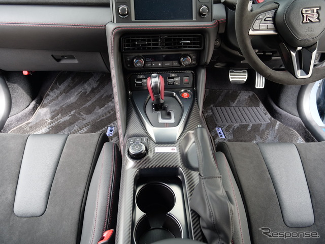 R35用フロントマット装着例