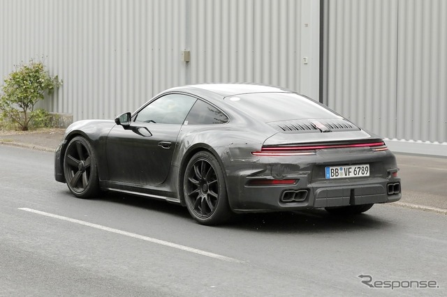 ポルシェ 911ターボ ツーリングと予想されるプロトタイプ(スクープ写真)