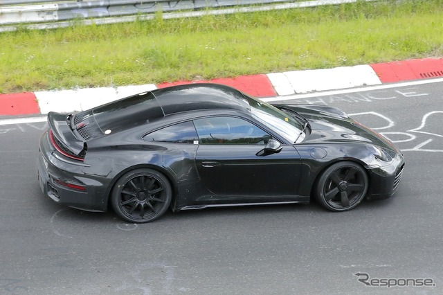ポルシェ 911ターボ ツーリングと予想されるプロトタイプ(スクープ写真)