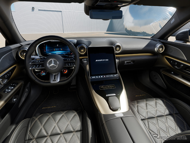 メルセデスAMG SL 63 MANUFAKTUR Golden Coast