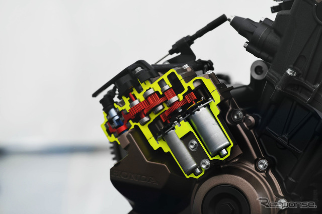 「Honda E-Clutch」のカットモデル