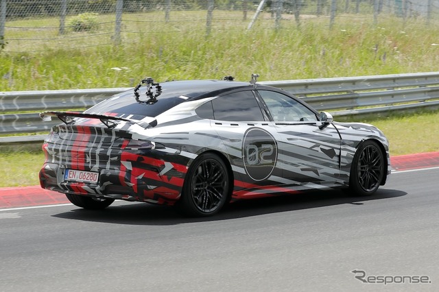 シャオミ SU7 超高性能モデルのプロトタイプ(スクープ写真)