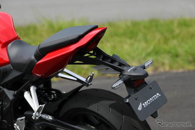 ホンダ CBR650R