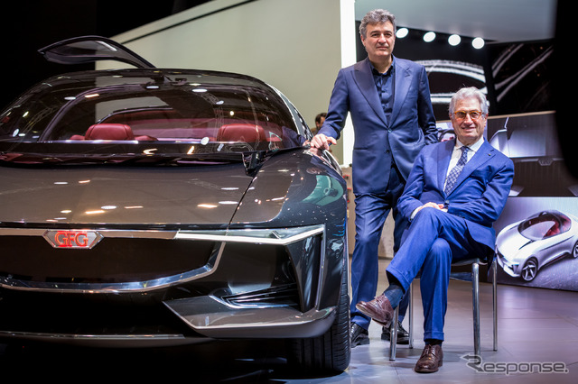 ファブリツィオ・ジウジアーロ(左)とジョルジェット・ジウジアーロ(右)。 2018年のコンセプトカー「シビーラ」と共に。