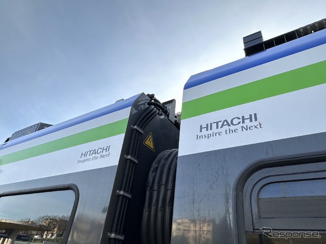 日立レール「ブルース」。2023年12月シエナで撮影