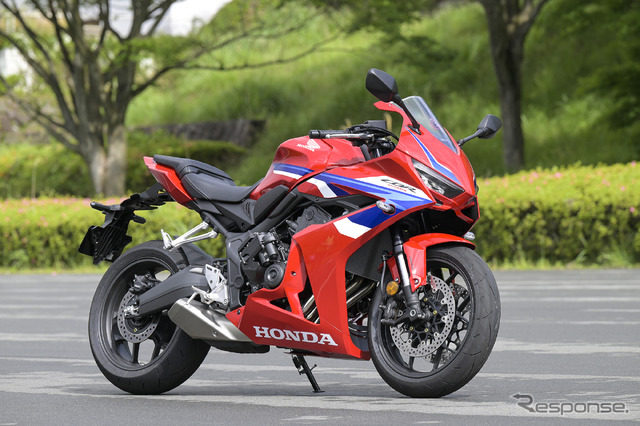ホンダ CBR650R E-Clutch