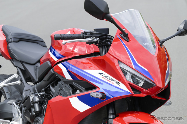 ホンダ CBR650R E-Clutch