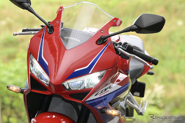 ホンダ CBR650R E-Clutch