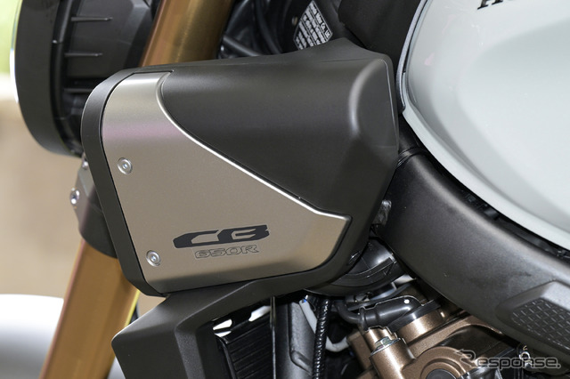 ホンダ CB650R E-Clutch