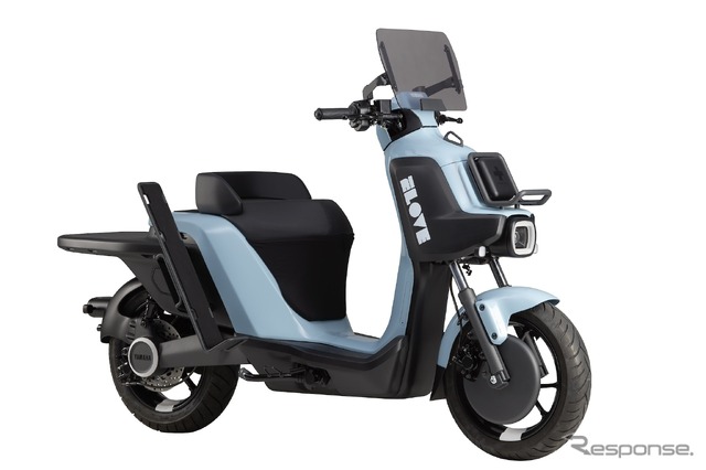 新技術搭載車展示:ヤマハ・イーラブ