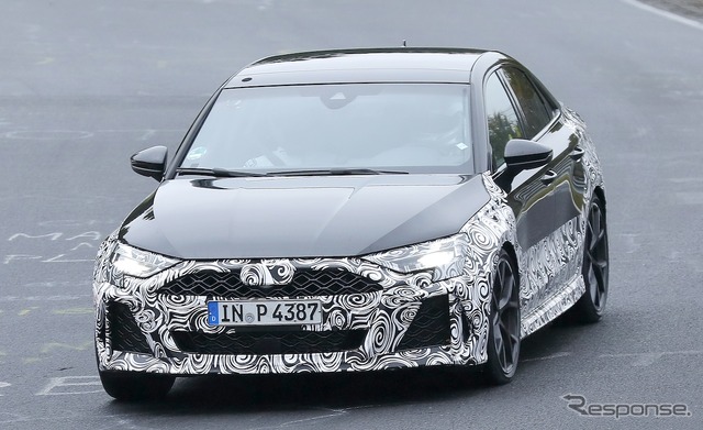 アウディ RS 3 セダン 改良新型プロトタイプ(スクープ写真)
