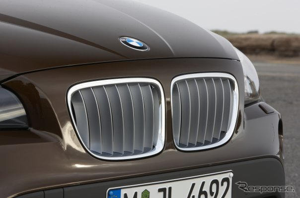BMWの小型SUV、X1…ティーザー写真第1弾