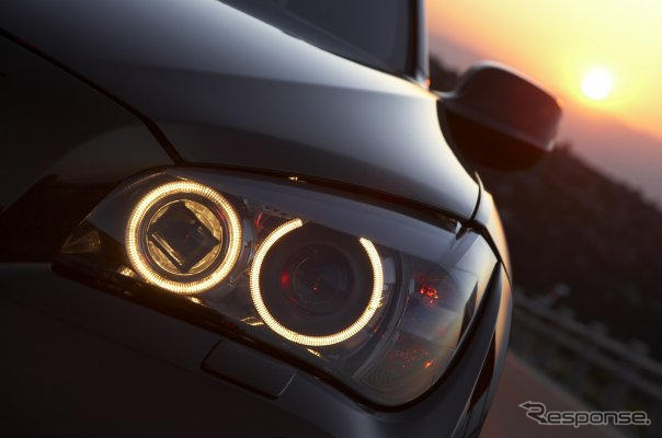 BMWの小型SUV、X1…ティーザー写真第1弾
