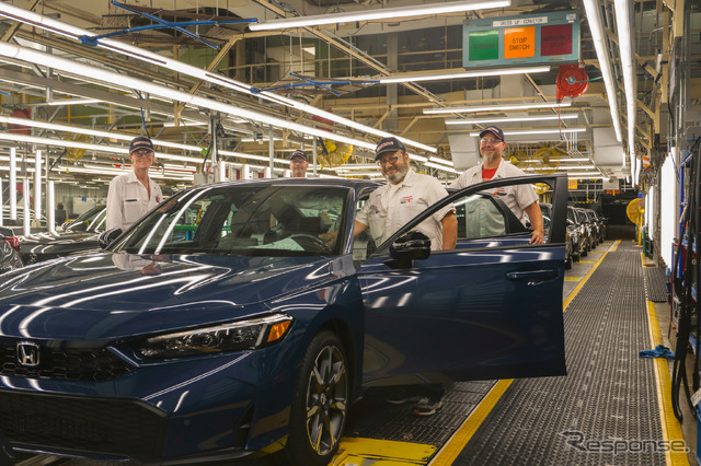 ホンダのカナダ工場で生産が開始されたシビック・ハイブリッド の2025年モデル