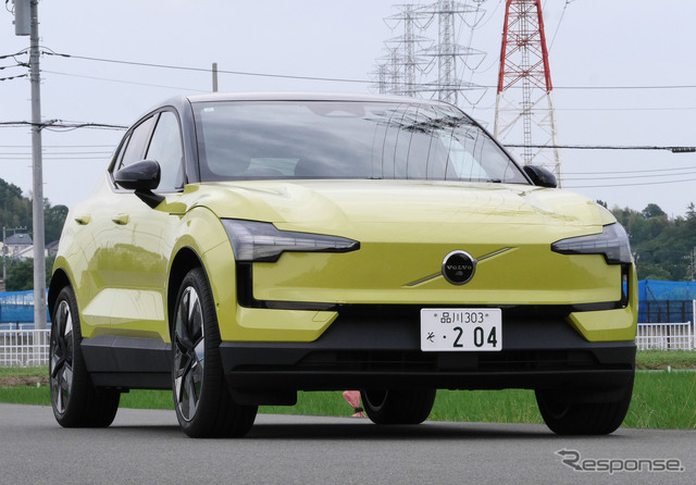 ボルボ EX30