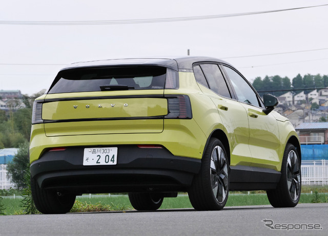 ボルボ EX30