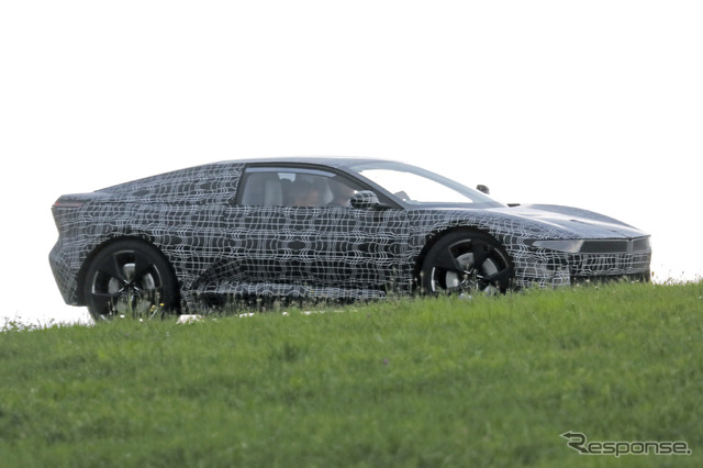 BMW ノイエ・クラッセ・クーペ(仮)プロトタイプ(スクープ写真)