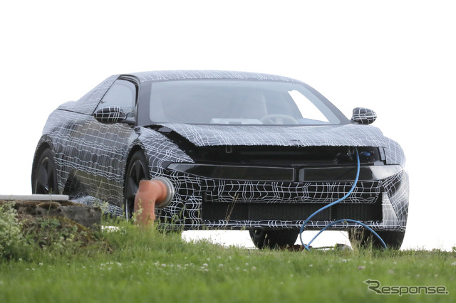 BMW ノイエ・クラッセ・クーペ(仮)プロトタイプ(スクープ写真)