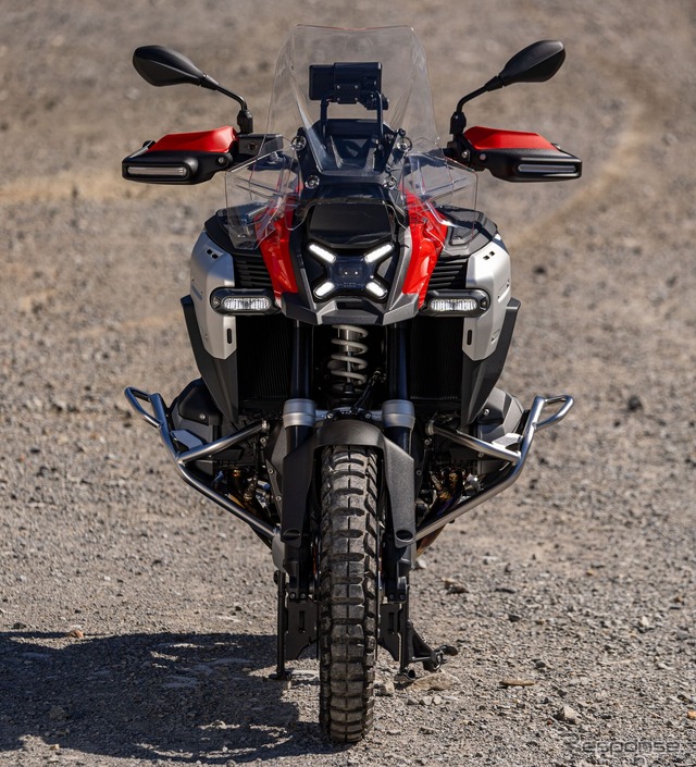 BMW R 1300 GS アドベンチャー 新型