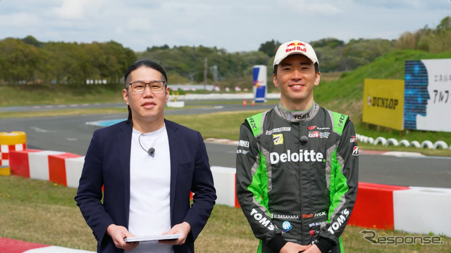 笹原右京選手(右)