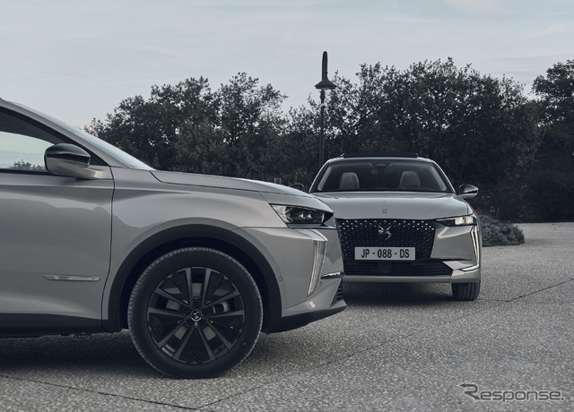DS 4