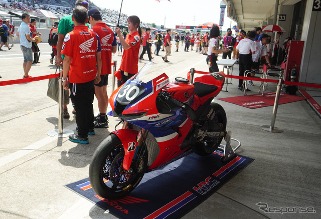#30 Team HRC with Japan Post(鈴鹿8耐2024)