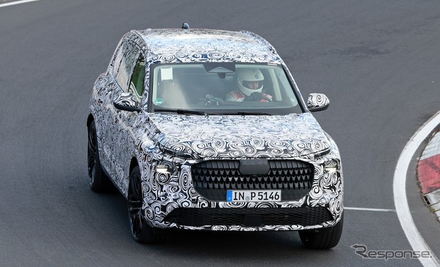 アウディ Q7 次期型のプロトタイプ