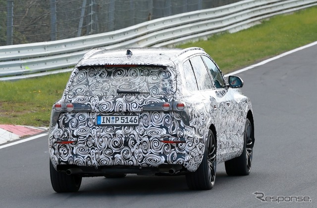アウディ Q7 次期型のプロトタイプ