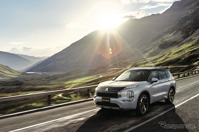 三菱 アウトランダーPHEV（写真は日本仕様）