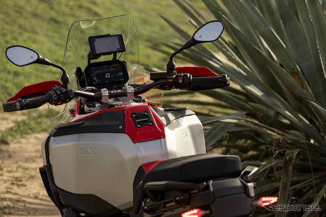 BMW R1300 GS Adventure 新型