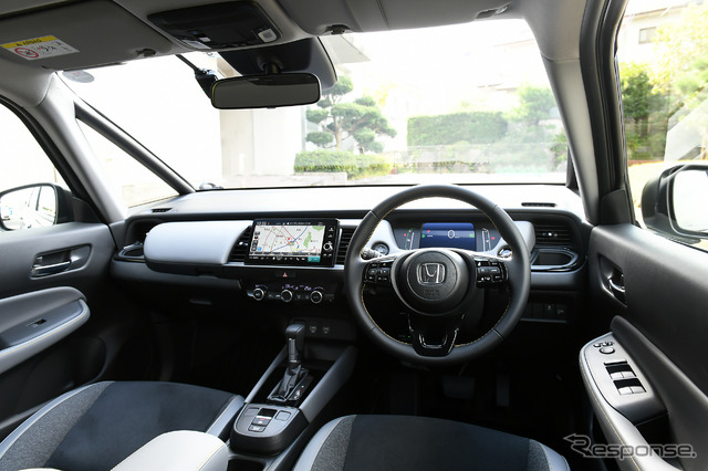 ホンダ フィット e:HEV RS
