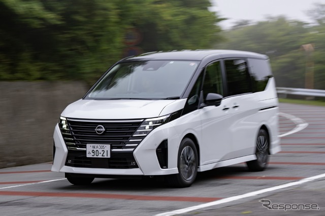 日産セレナ