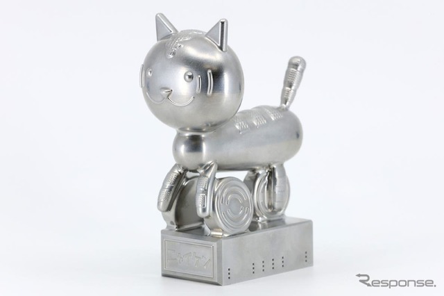 ヤマハ発動機の社員有志がホンモノの加工技術を使って製作したアルミのニャイケン