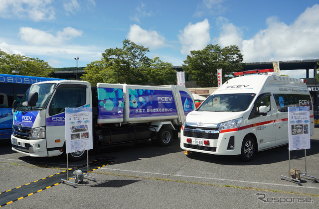 スーパー耐久 in オートポリスに展示されたトヨタのFCEV