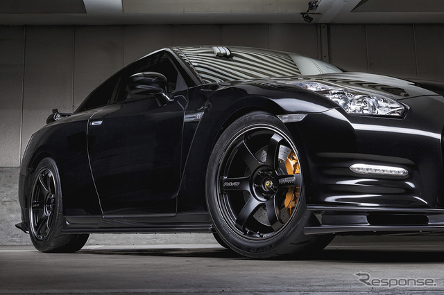 VOLK RACING『TE37 SAGA S-plus BLACK SHADOW』× 日産 GT-R(R35)