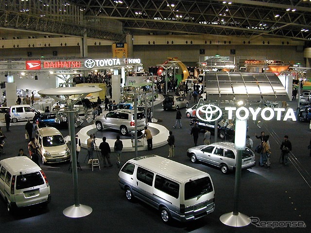 【東京ショー2002概要】自工会初のモーターショー、今回は商用車です