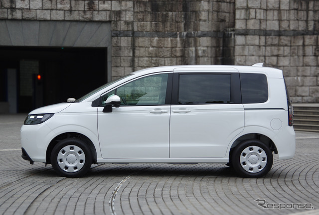 ホンダ フリード AIR(4WD)