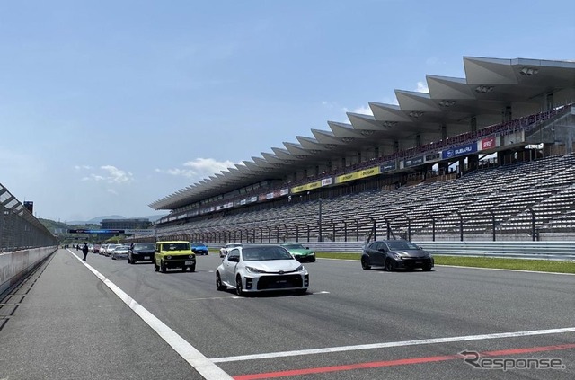 富士モータースポーツフォレスト:体験走行