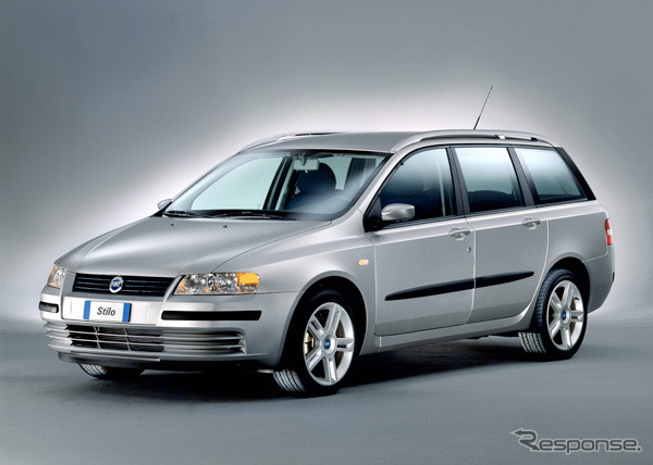 【パリ・ショー2002出品車】フィアット『スティーロ』にステーションワゴン追加