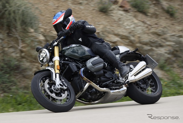 BMW R12 nine T