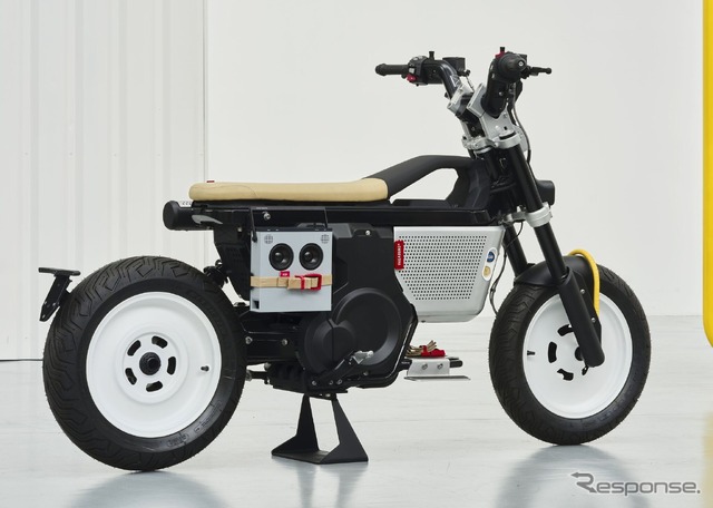 BMW CE 02 x VAGABUND
