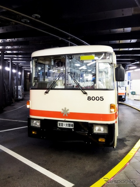 立山トンネルトロリーバス