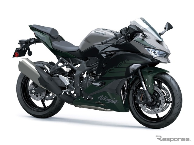 カワサキ Ninja ZX-4R SE メタリックマットグラファイトグレー×メタリックフラットスパークブラック