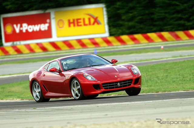 シューマッハ、フェラーリ最強モデルを徹底テスト