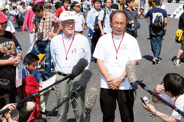 平井敏彦氏(向かって左)と貴島孝雄氏